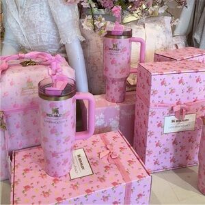 30oz Loveshackfancy x Stanley